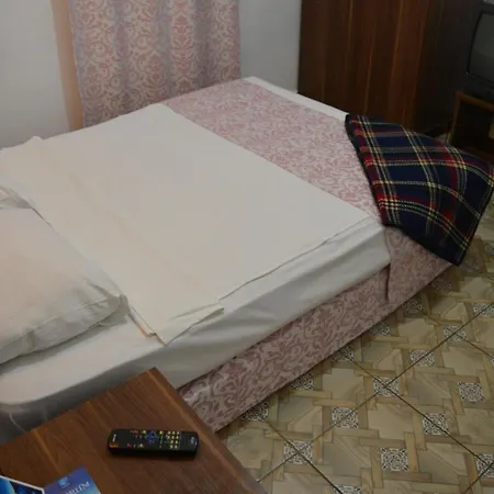 Arti Butik *